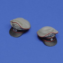 German tankers caps - WWII...